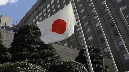 Japonya Başbakanı Şinzo Abe'nin katili, ilk duruşmaya çıktı