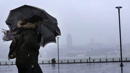 Meteoroloji’den sağanak uyarısı! Hafta sonu sıcaklıklar 15 derece birden düşecek