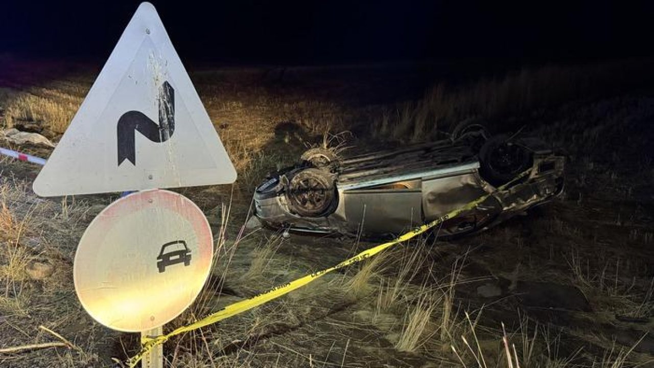 Nevşehir&#039;de devrilen otomobildeki 2 kişi yaşamını yitirdi