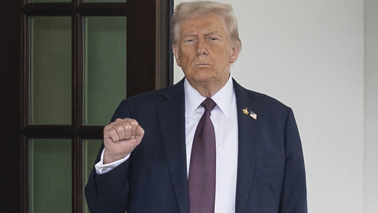 Trump, İsrail ve Mısır&#039;a gitmek üzere Beyaz Saray&#039;dan ayrıldı