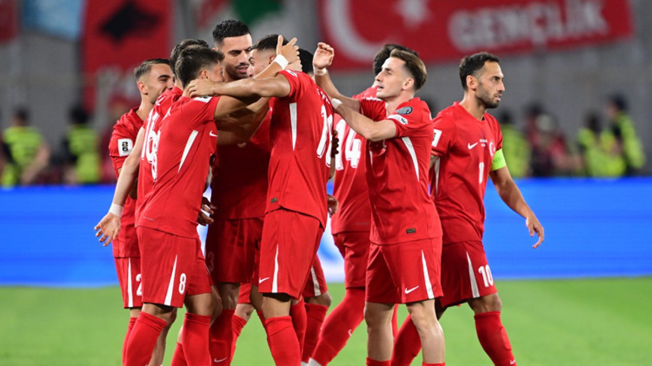Türkiye, Bulgaristan deplasmanında 3 puan peşinde! Montella&#039;dan sürpriz ilk 11
