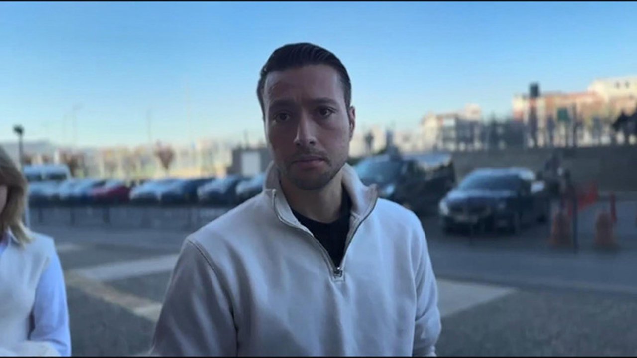 Zorbay Küçük suç duyurusunda bulunmak için adliyeye geldi! &#039;Hiçbir bahis sitesine üye olmadım&#039;