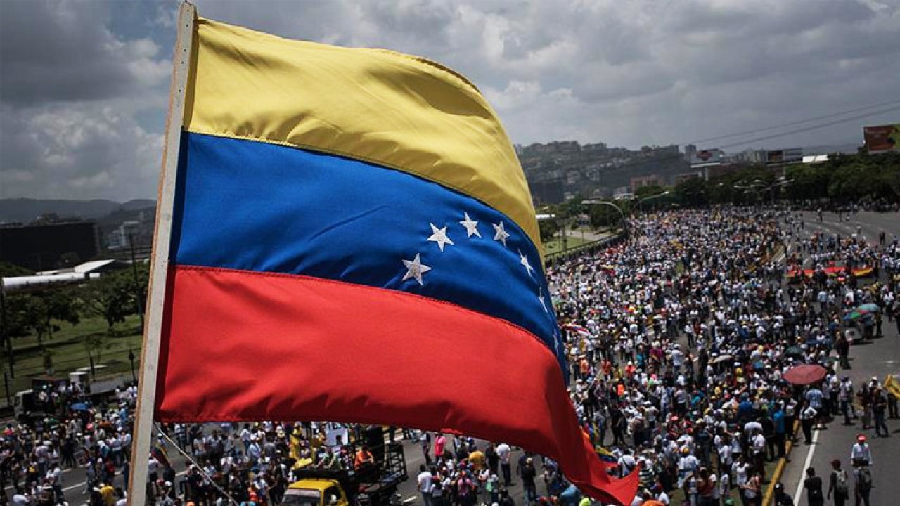 ABD&#039;de Venezuela&#039;ya askeri harekat anketi