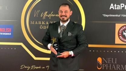 AHMET MERİH ÇELİK'TEN MARKA VE VİZYON ÖDÜLLERİNDE UNUTULMAZ KONUŞMA
