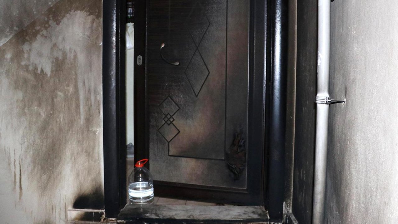 Aklı selim çıktı ancak yaptığı akıl alır gibi değil... Komşuya elektrikli tuzak! Düzenek kurup öldürmeye çalıştı