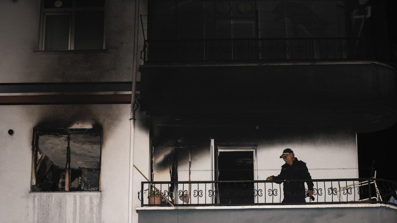 Ankara&#039;da apartman dairesinde patlama: 1 yaralı