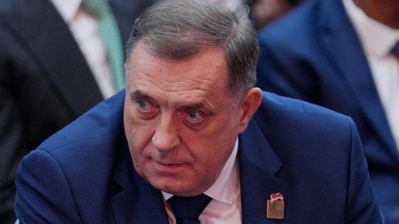 Ayrılıkçı Sırp lider Dodik’e soruşturma