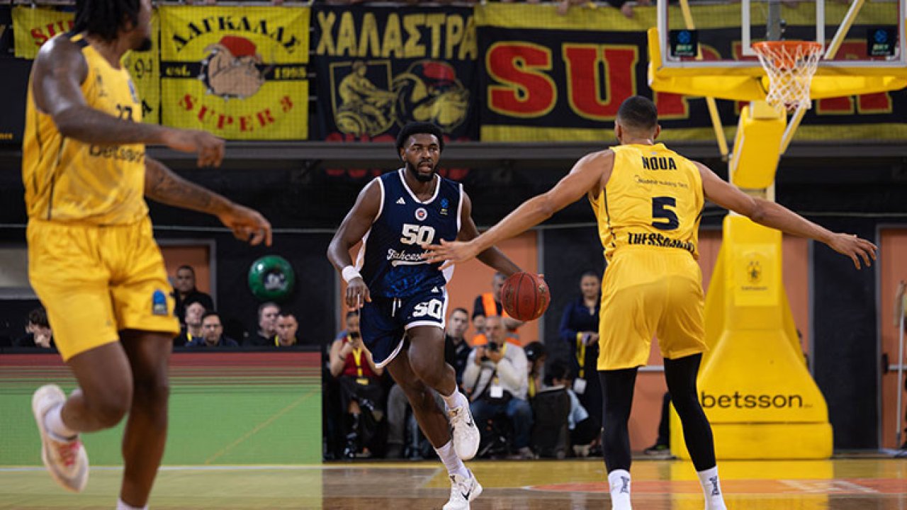 Bahçeşehir Koleji&#039;nden Yunanistan&#039;da farklı zafer!