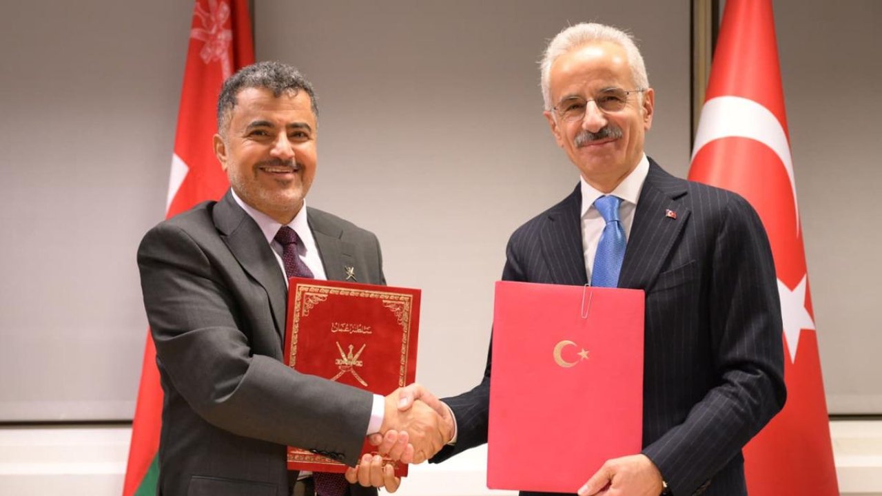 Bakan Uraloğlu duyurdu! Türkiye ulaştırma güzergahlarına bir yenisini daha ekliyor