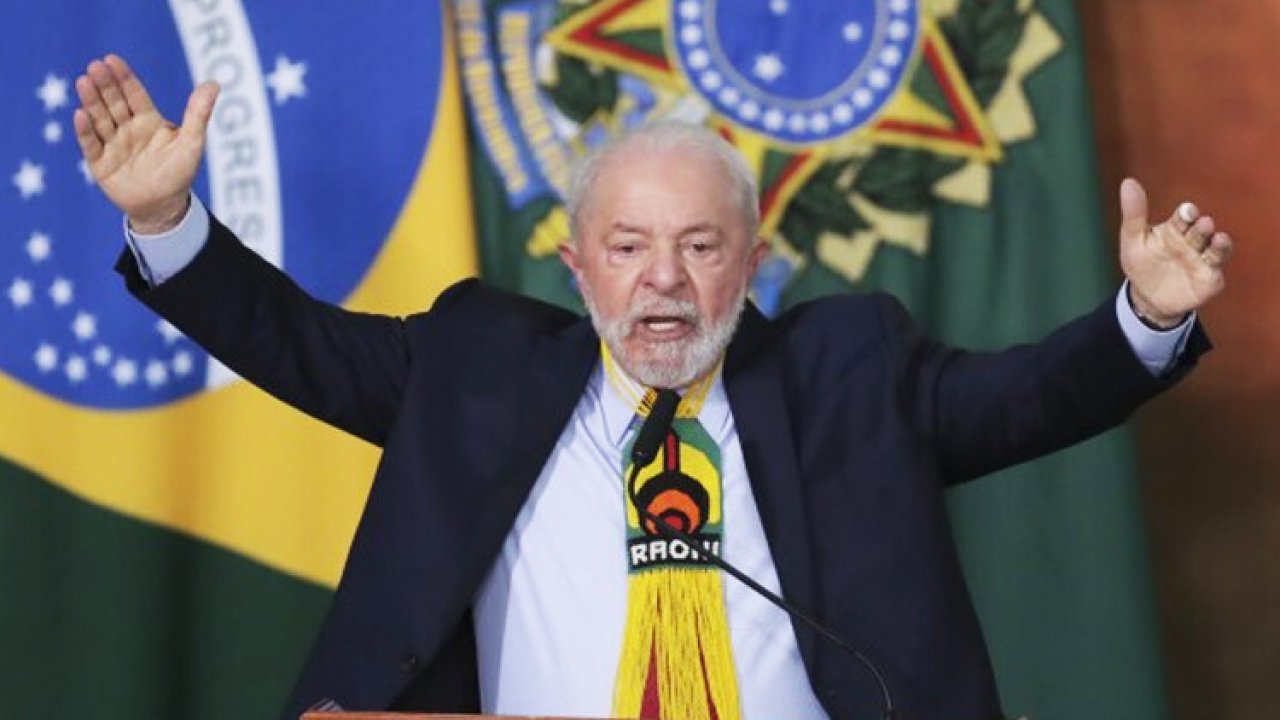 Brezilya lideri Lula, eski devlet başkanı Bolsonaro&#039;yu hedef aldı: &#039;Yargının belirlediği cezayı çekecek&#039;