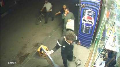 Çekirdek çitlerken telefonu çaldı: "Şeytana uydum" dedi