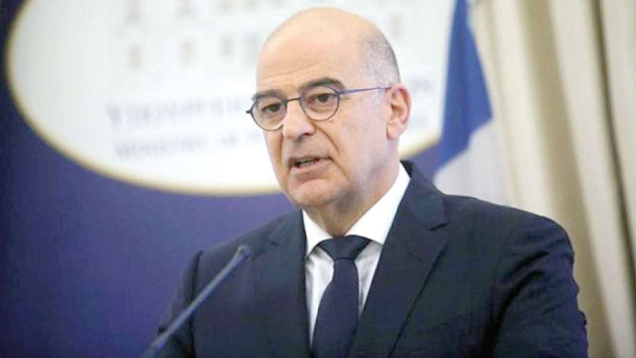 Dendias Londra’ya da Berlin’e de öfkeli