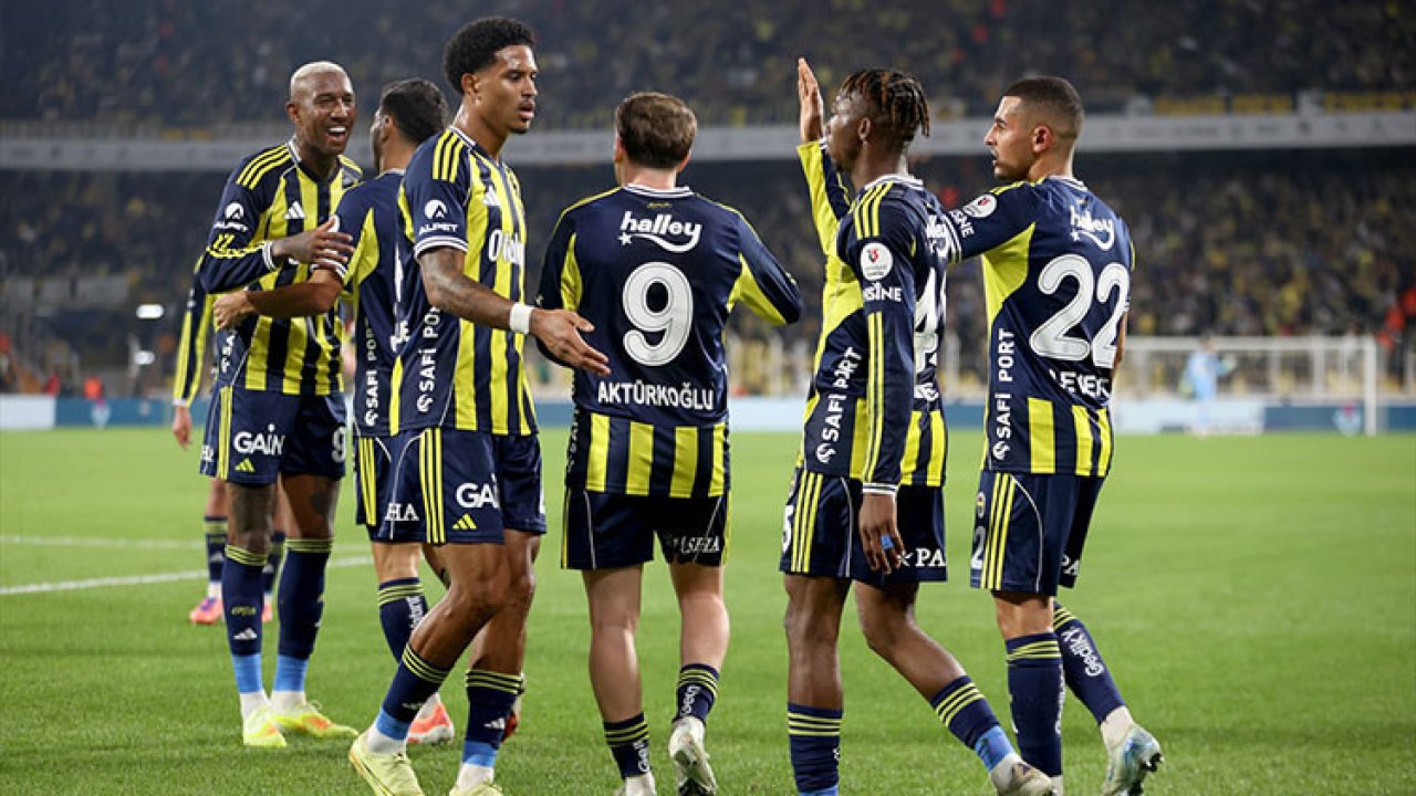 Fenerbahçe&#039;de derbi öncesi 2 isim sınırda!