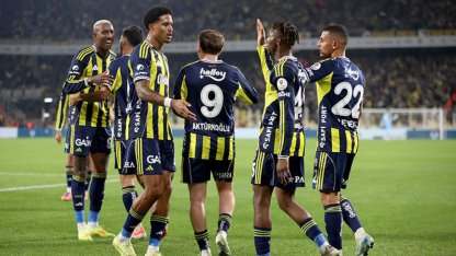 Fenerbahçe'de derbi öncesi 2 isim sınırda!