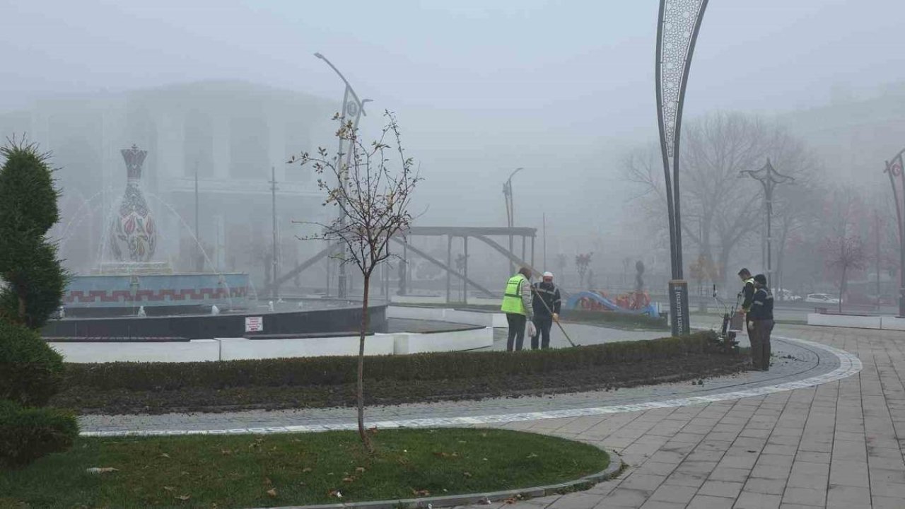 Kütahya’da yoğun sis ulaşımı olumsuz etkiledi