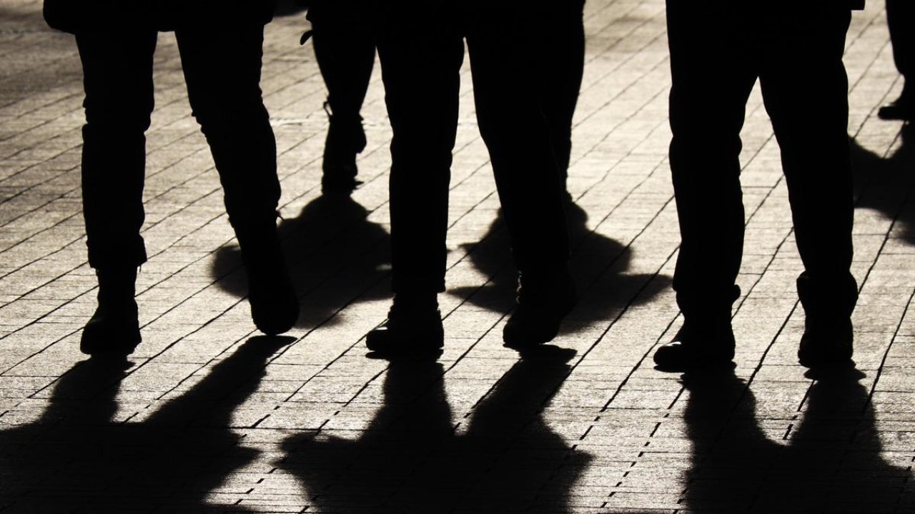 Saç modelleri ele veriyor! Yeni tehlike: &#039;Tas kafa&#039; çeteler... Murat Övüç de dosyaya girdi