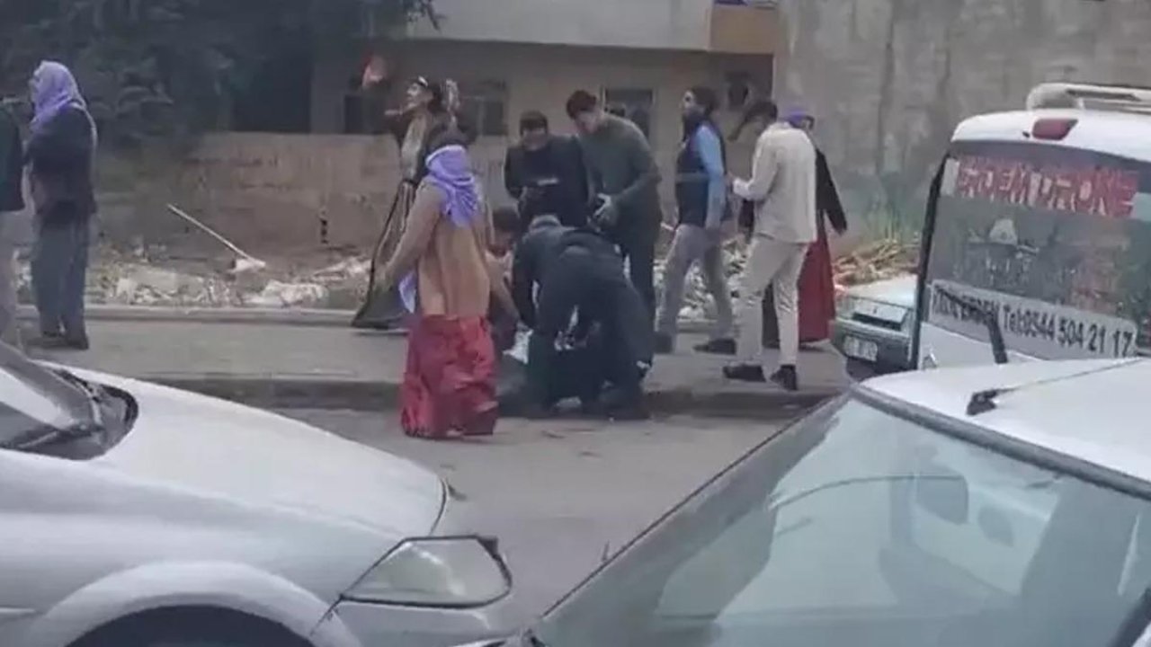Şanlıurfa&#039;da taşlı sopalı kavga! 3 kişi yaralandı