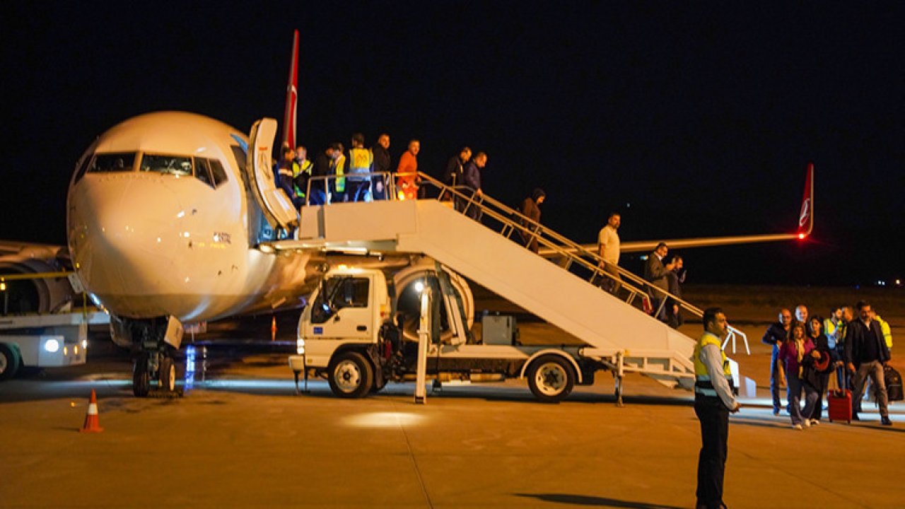 Süleymaniye&#039;de 2.5 yıl sonra bir ilk: Türk uçağı iniş yaptı