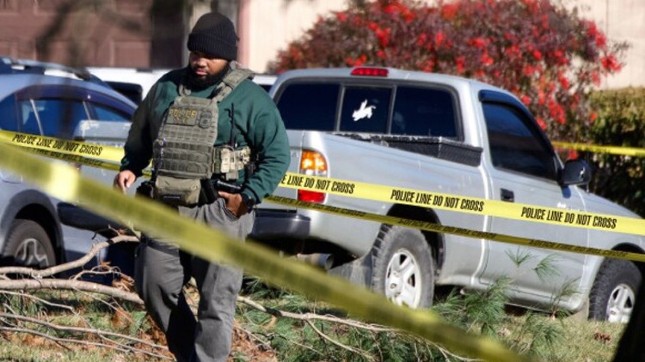 ABD'de akıllara durgunluk veren soygun: ATM'yi araca bağlayıp yerinden söktüler