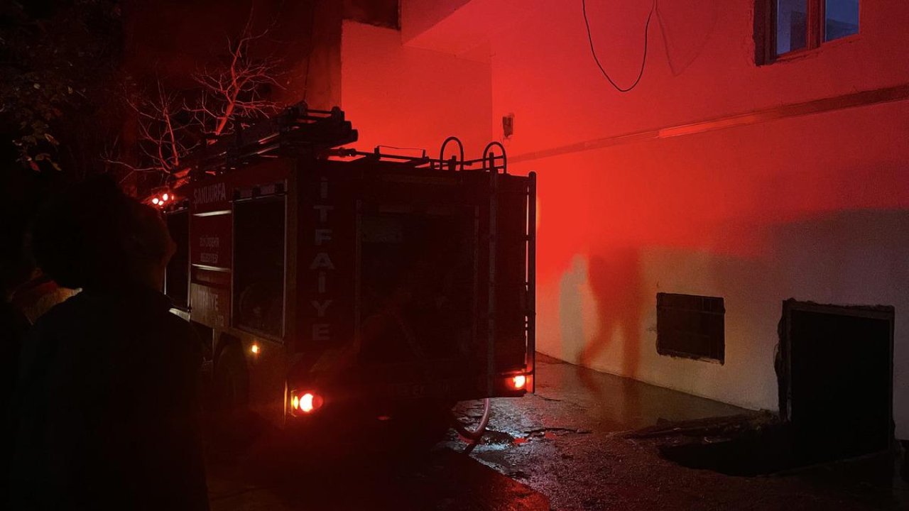 Apartmanda yangın paniği! Hastaneye kaldırıldılar