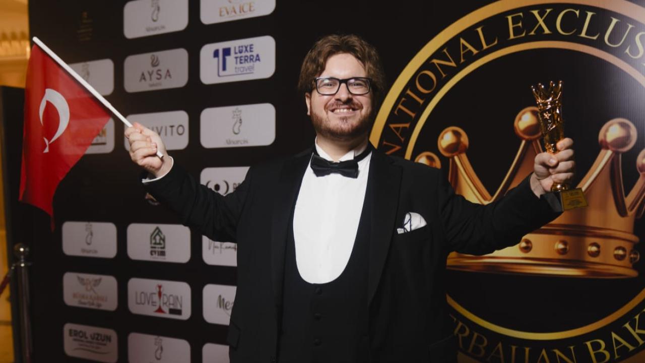 DÜNYACA ÜNLÜ TENOR SEDAT CAN ÖZTOPRAK 2025 YILININ DA ZİRVE İSMİ