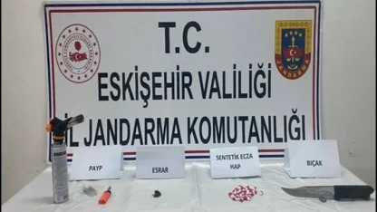Eskişehir’e uyuşturucu getirmek isteyen şüpheliler jandarma tarafından yakalandı