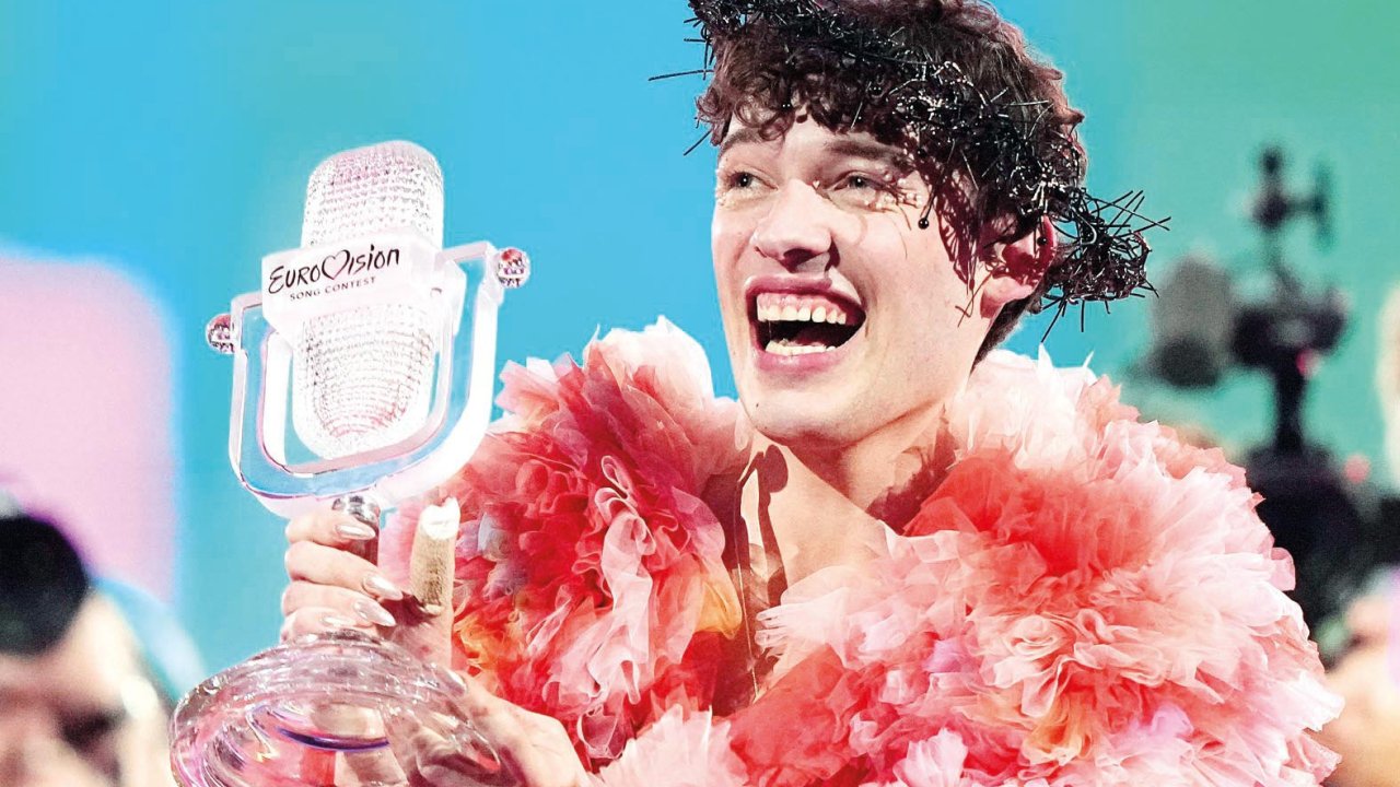 İsrail’e bir protesto daha... EurovisIon birincisi ödülünü iade edecek