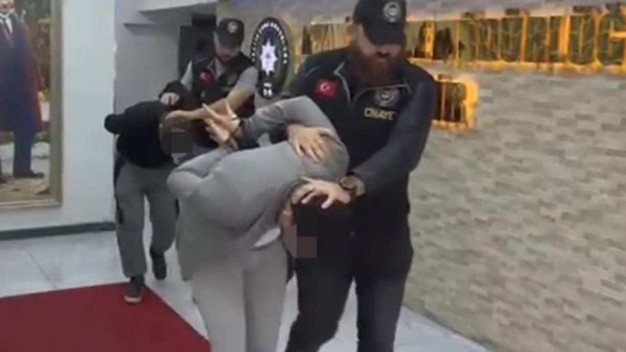 İzmir&#039;de intihar sanılan olay &#039;miras&#039; cinayeti çıktı! Ailesini katletti, her şeyi internetteki o arama ortaya çıkardı