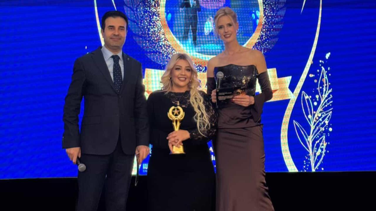 KUAFÖR SEKTÖRÜNDE MARAŞ&#039;IN KAHRAMANI: SİBEL ÇINAR