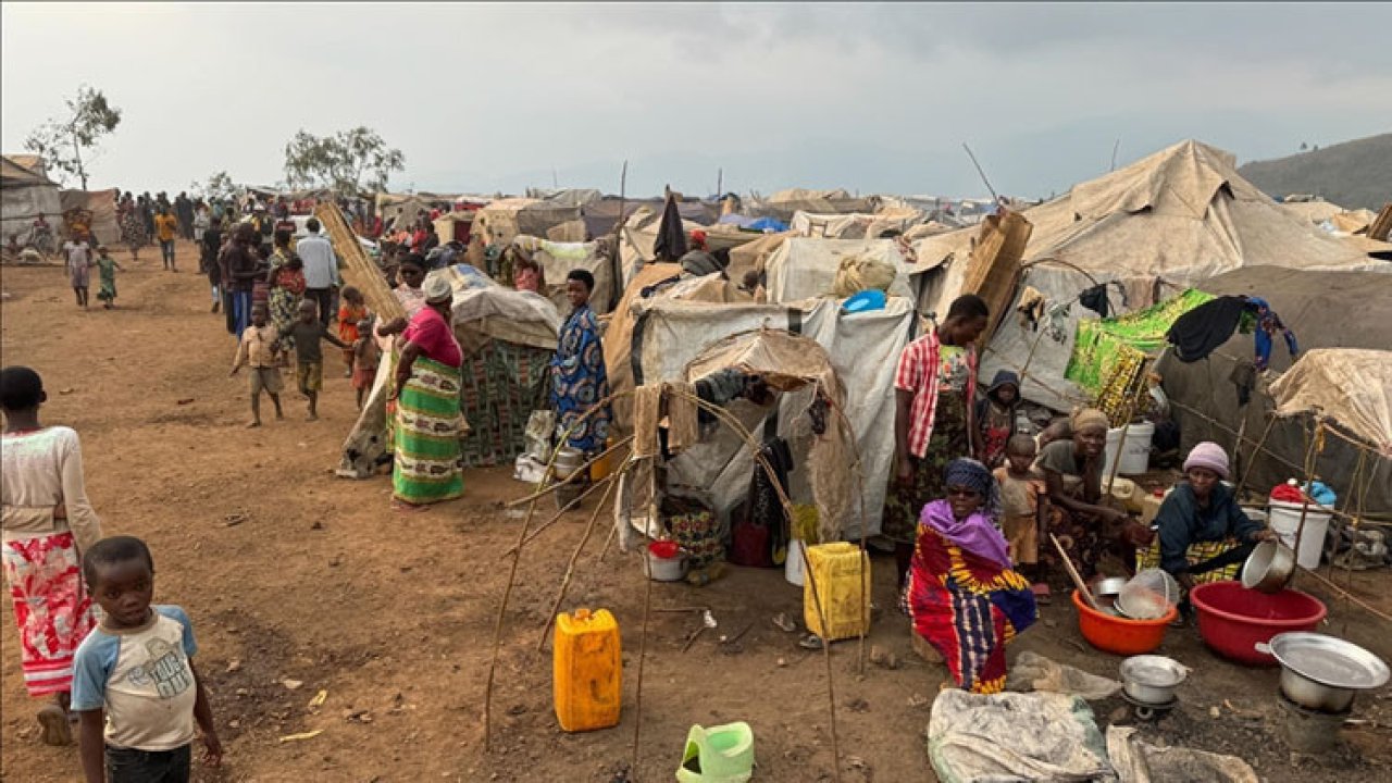 Mülteciler sınırda açlıktan öldü