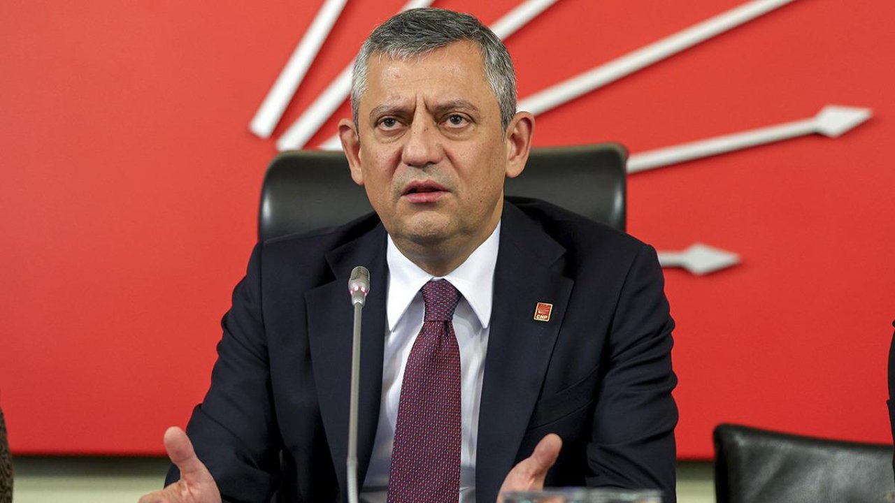 Özgür Özel’den anket itirafı! ‘AK Parti’ detayını anlattı: “Buna özeleştirel bakıyoruz”