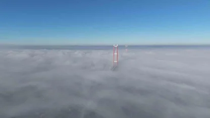 Sis içinde kalan 1915 Çanakkale Köprüsü’nde görsel şölen