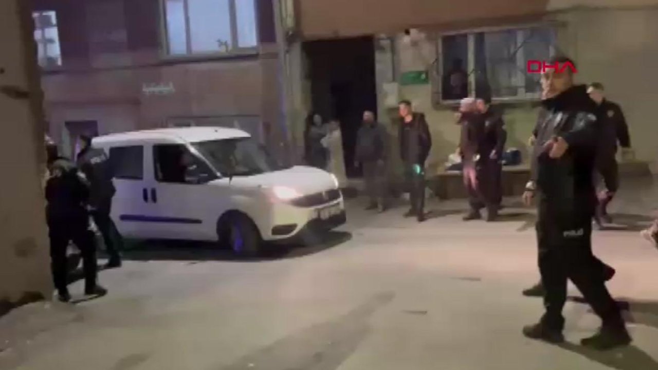 Yer: Bursa! Evde 4 silah ve 600 mermi ele geçirildi