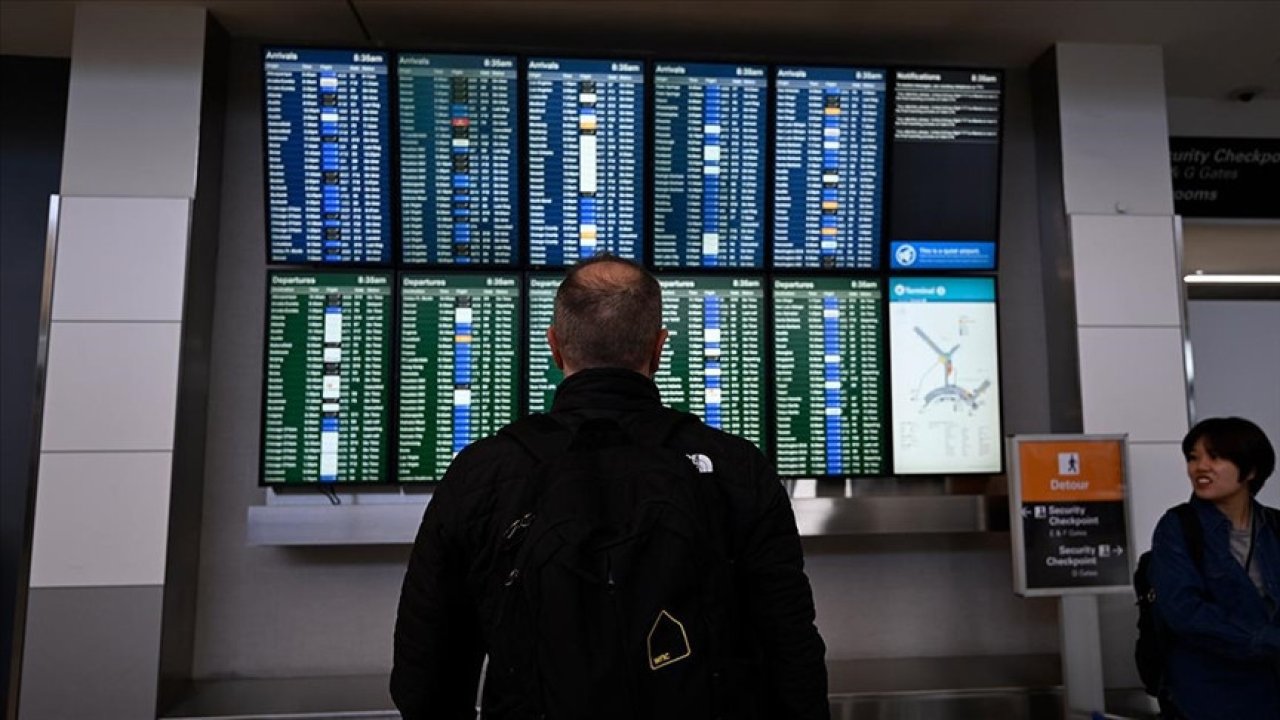 ABD'de kar fırtınası hava ulaşımını felç etti: 10 bine yakın uçuş iptal edildi