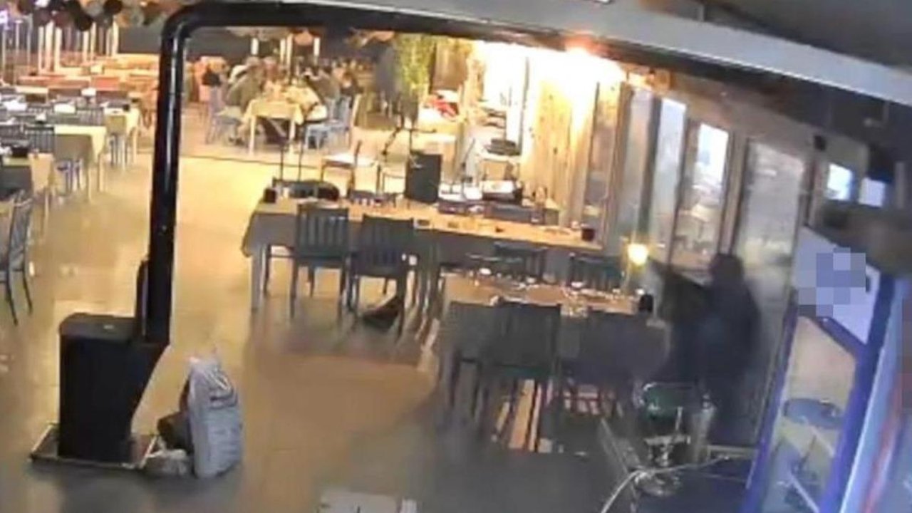 Balıkesir'deki restorana yılbaşı gecesi kanlı baskın! Tüfekle geri döndü... Cinayet anı kamerada