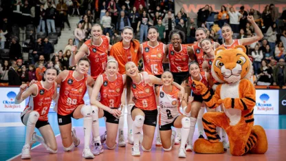 Eczacıbaşı Dynavit, Olympiakos'a set vermedi!