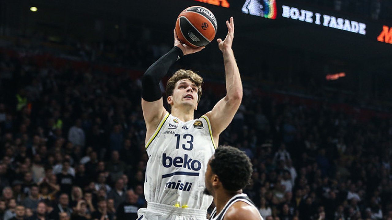 Fenerbahçe Beko Baskonia'ya konuk oluyor!