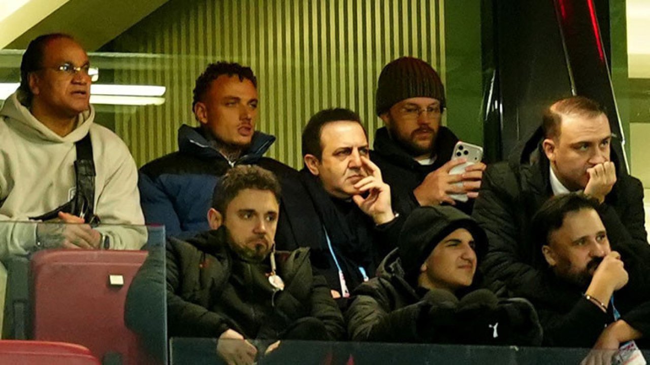 Galatasaray'ın yeni yıldızı Noa Lang tribünden takip etti!