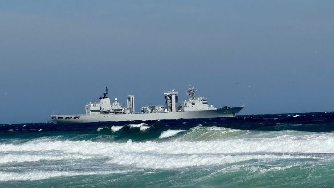 Güney Afrika'da Çin, Rusya, İran’dan gövde gösterisi