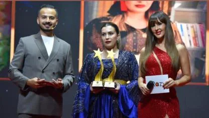 HİİRAM YÖRESEL KIYAFETLERE ALTIN KALİTE ÖDÜLÜ