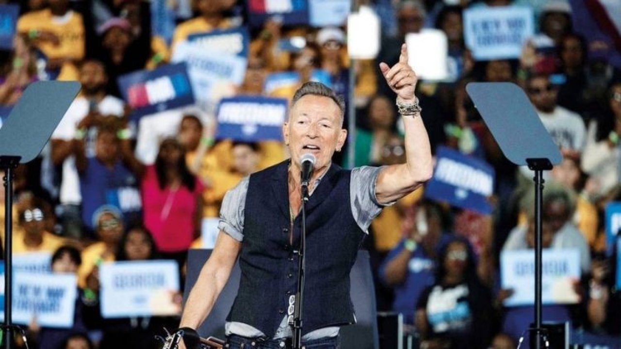 ICE mağdurları için şarkı yazdı… Trump’a sert çıktı