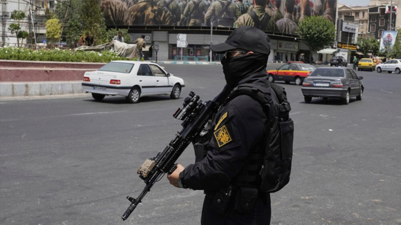 İran'da İsrail ajanı olduğu iddia edilen bir kişi yakalandı