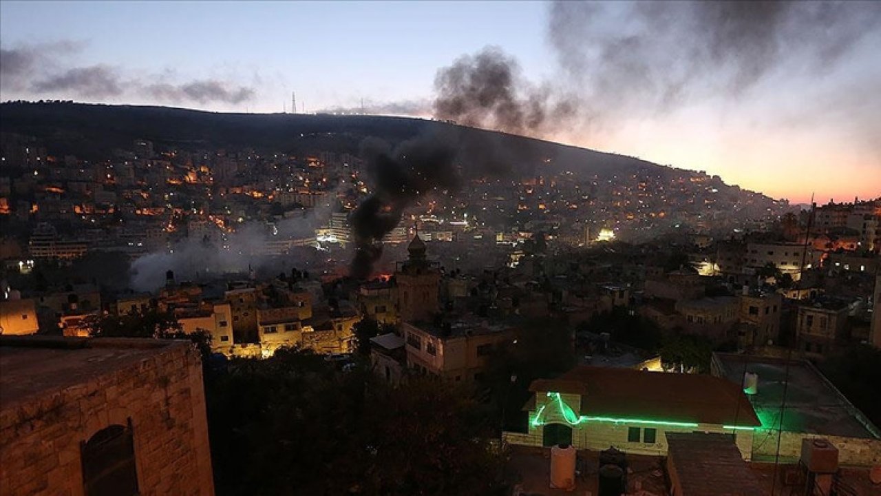 İsrail askerleri Batı Şeria'da Filistinlilere saldırdı