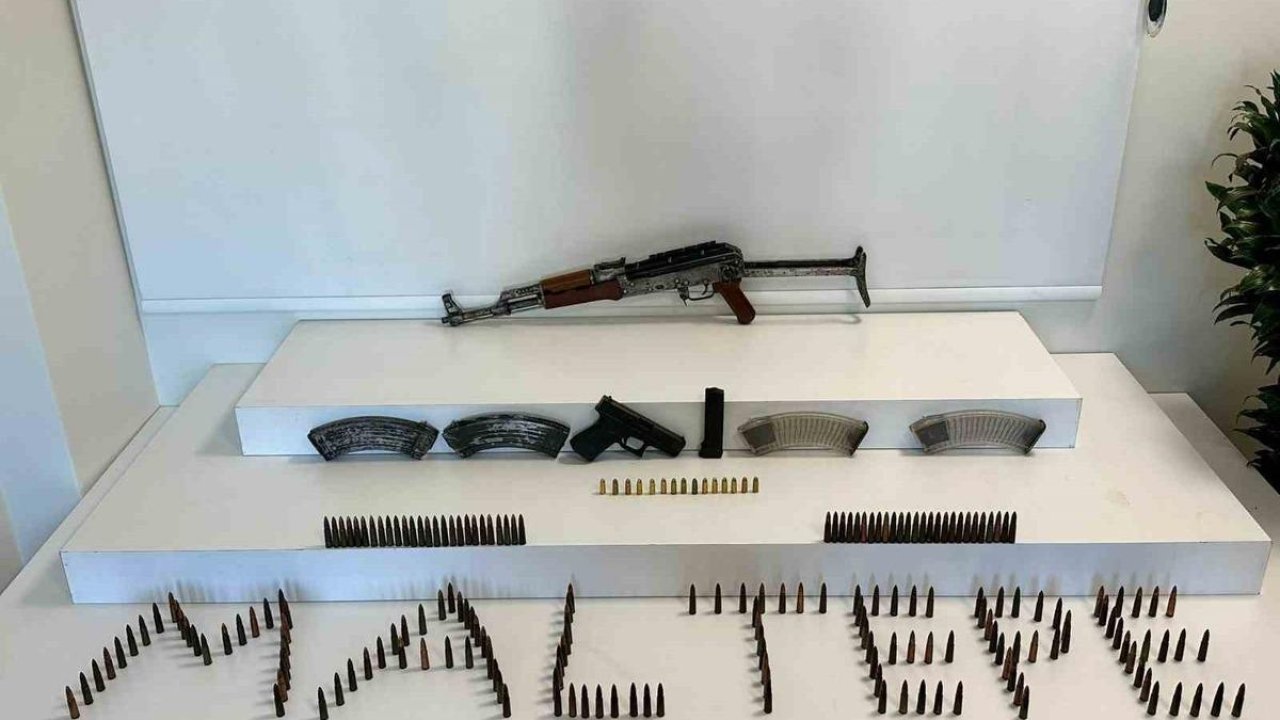 Maltepe’de uzun namlulu silah ele geçirilen operasyonda 1 kişi tutuklandı