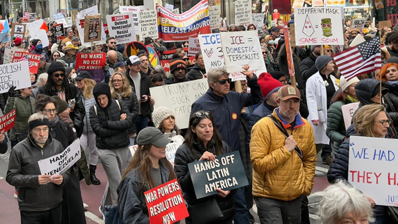 New York'ta Trump'a karşı büyük protesto