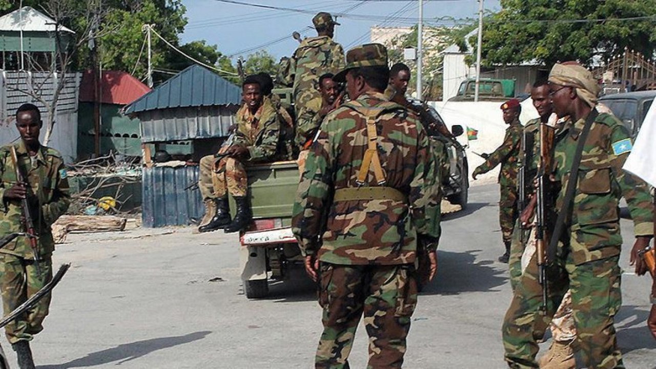 Somali'de terör örgütü Eş-Şebab'a operasyon: 5 militan ölü ele geçirildi