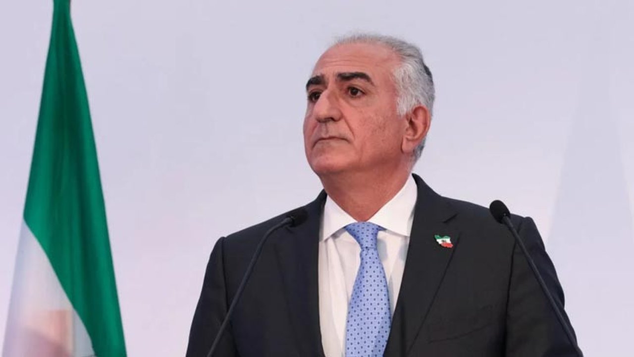 Sürgündeki Rıza Pehlevi vaatlerini açıkladı