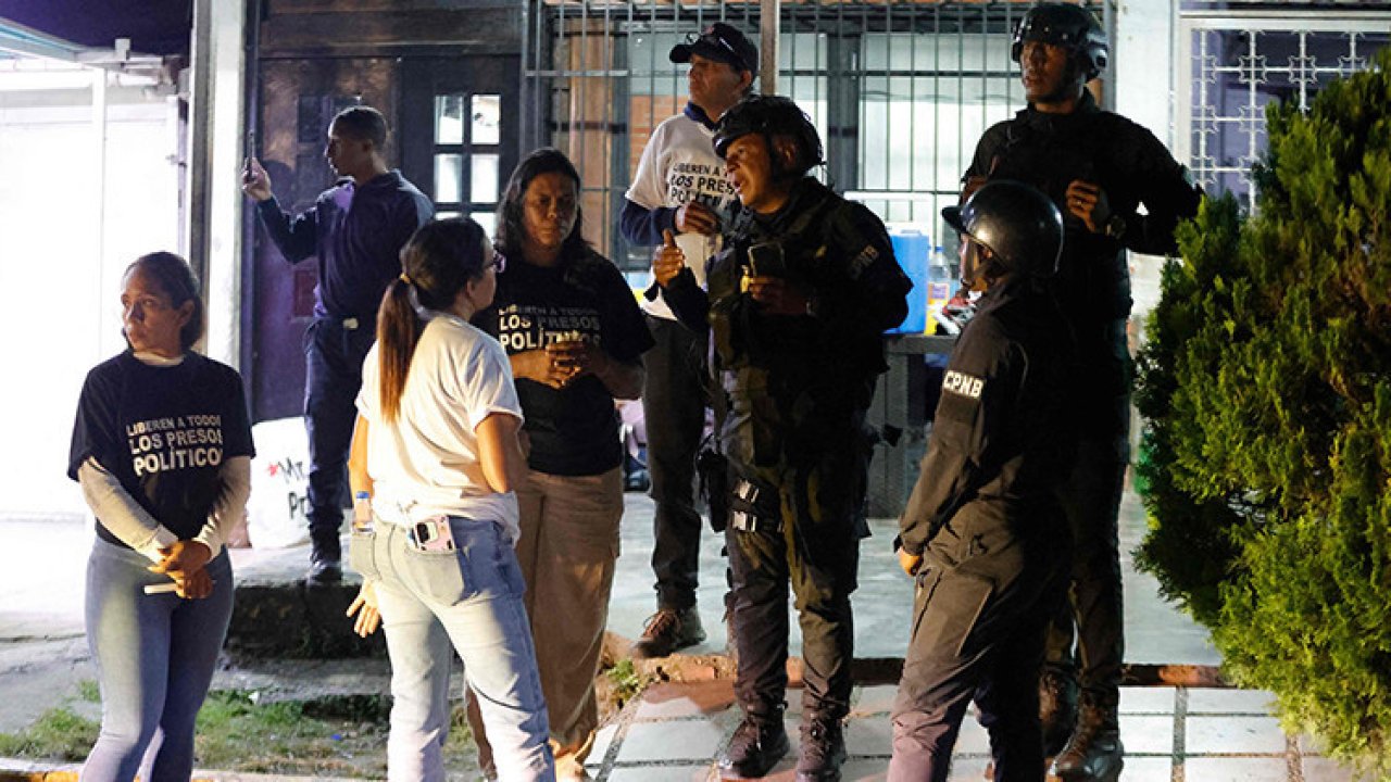 Venezuela'da siyasi tutuklular serbest bırakıldı