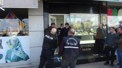 Adana’da kuyumcuyu soyan şüpheli yakalandı
