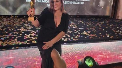 ARZU DENİZYARAN AZERBAYCAN’DA ÖDÜL ALDI